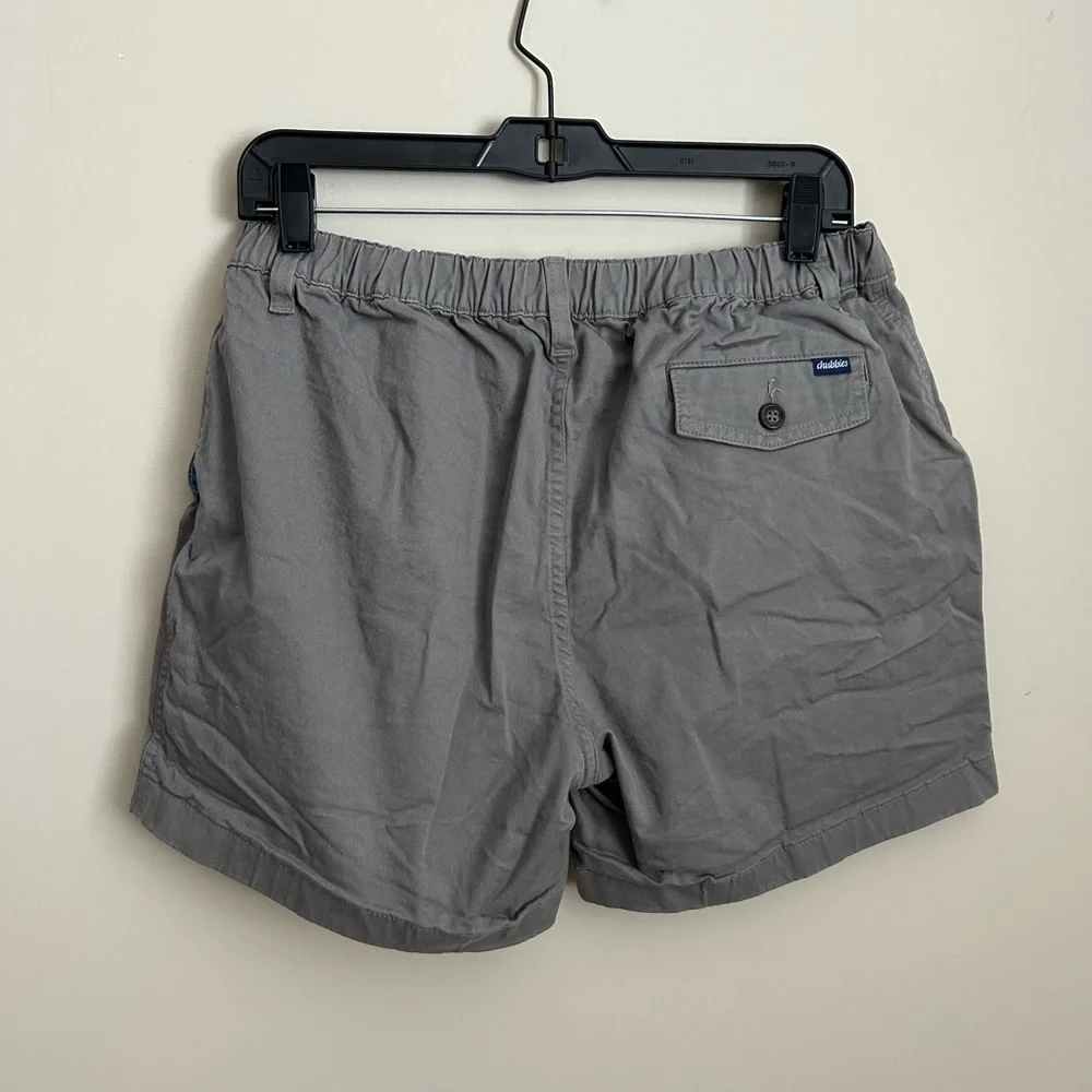Chubbies Grey 5.5” Inseam Regular Fit Shorts Size Medium - Picture 5 of 8